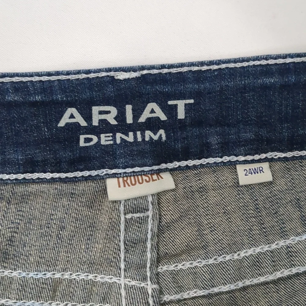 Ariat Women's Straight Leg Jeans - Blue - Picture 12 of 16